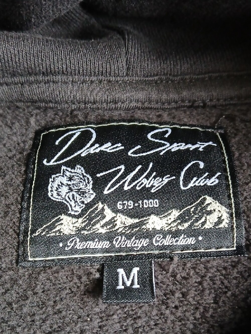 New Size M ,WOLVES Graphic Hoodie - Black with Blue & Purple Artwork - Picture 2 of 6
